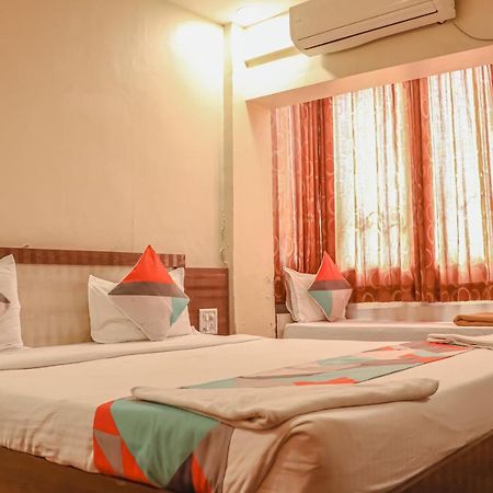 פונה Hotel Mukesh Residency מראה חיצוני תמונה