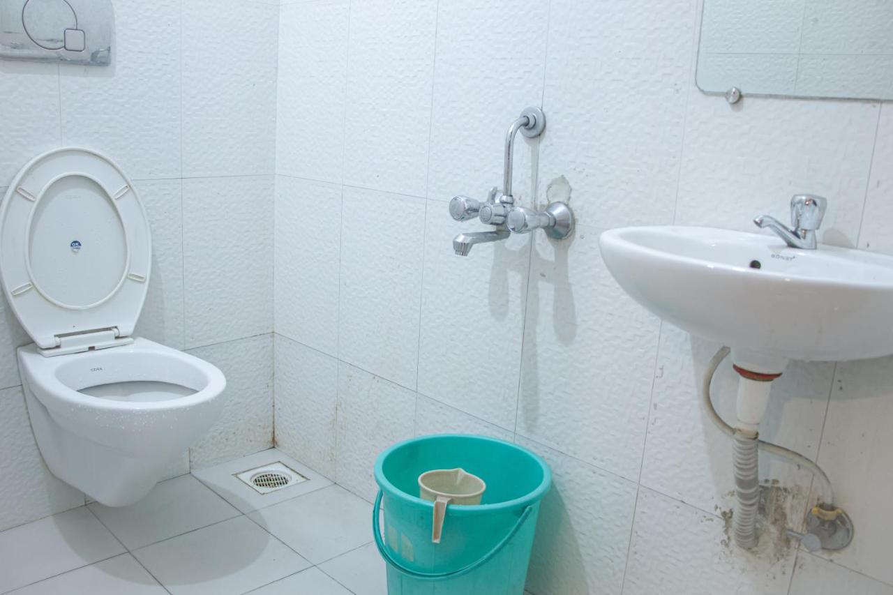 פונה Hotel Mukesh Residency מראה חיצוני תמונה