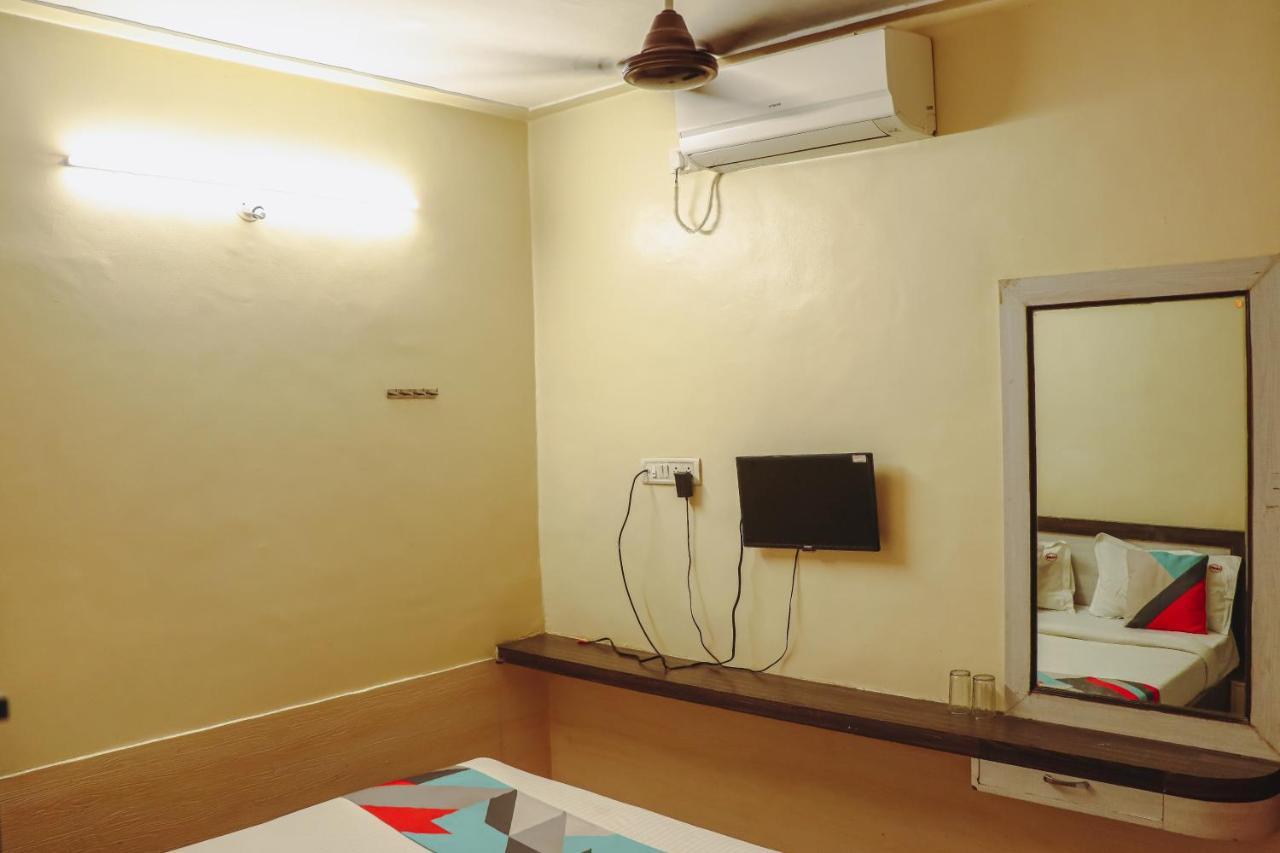 פונה Hotel Mukesh Residency מראה חיצוני תמונה