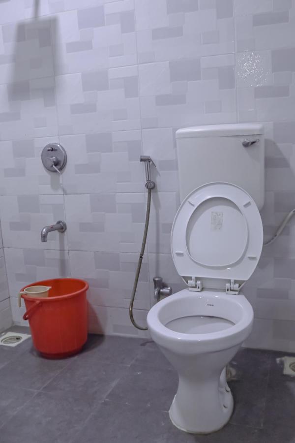 פונה Hotel Mukesh Residency מראה חיצוני תמונה